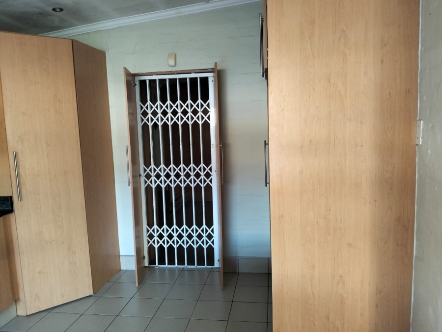 To Let 1 Bedroom Property for Rent in Mthata Eastern Cape